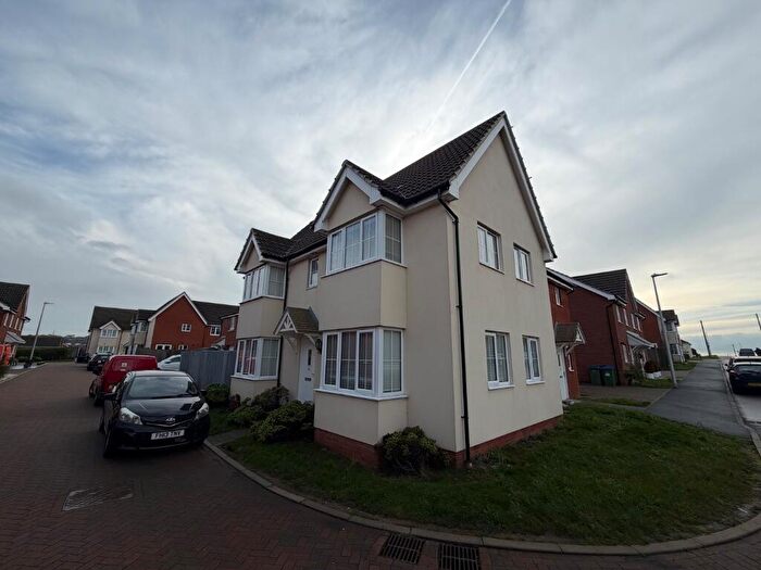 4 Bedroom Detached House To Rent In Gladys Avenue, Peacehaven, East Sussex, BN10