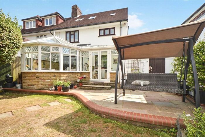 4 Bedroom Semi-Detached House To Rent In Cedarhurst Drive, London, SE9