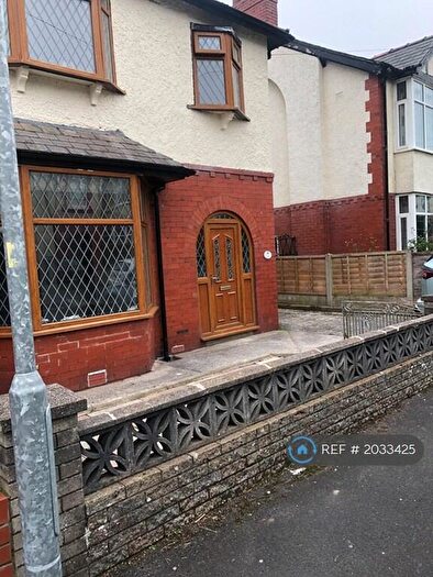 3 Bedroom Semi-Detached House To Rent In Parkfield Avenue, Ashton-On-Ribble, Preston, PR2
