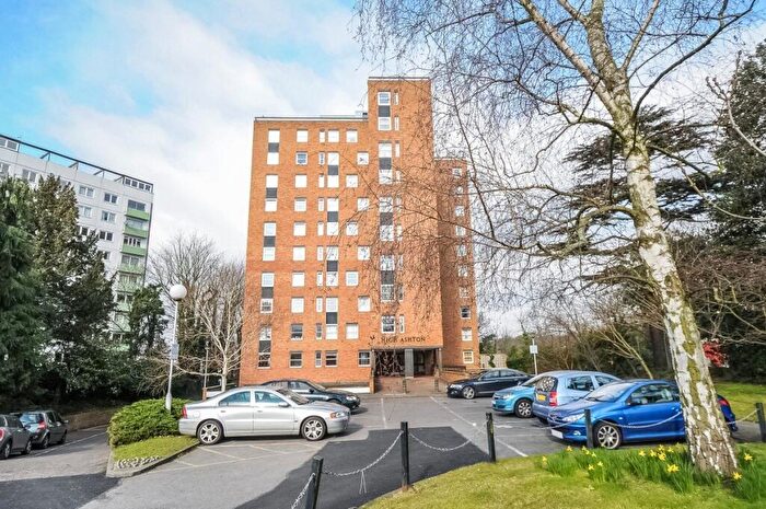 2 Bedroom Flat To Rent In Kingston Hill, Kingston Upon Thames, KT2