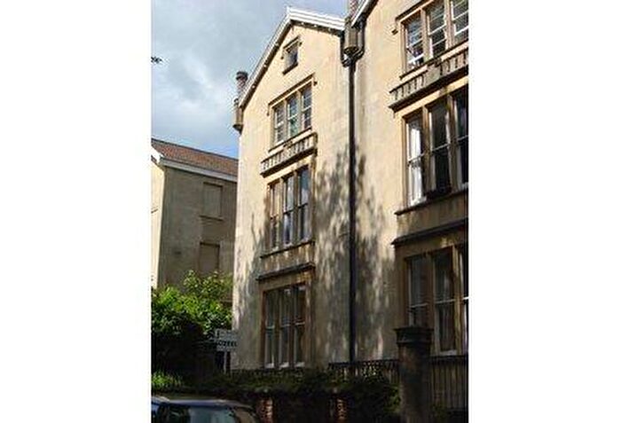 3 Bedroom Flat To Rent In Arlington Villas First Floor Ref:, BS8