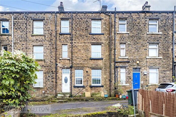 2 Bedroom Terraced House For Sale In Manchester Road, Slaithwaite, Huddersfield, West Yorkshire, HD7