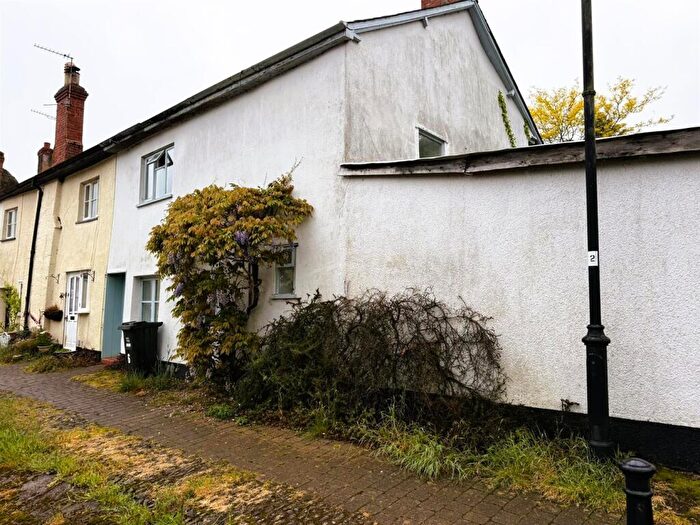 2 Bedroom Semi Detached House To Rent In Hen Street, Bradninch, EX5