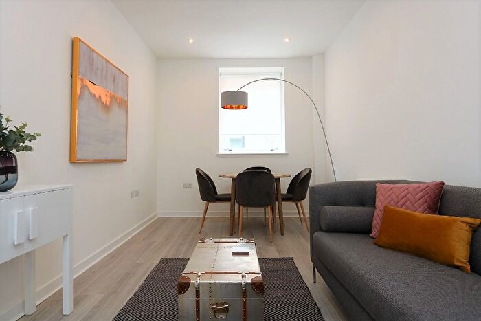 2 Bedroom Flat To Rent In Candleriggs Court, Glasgow, G1
