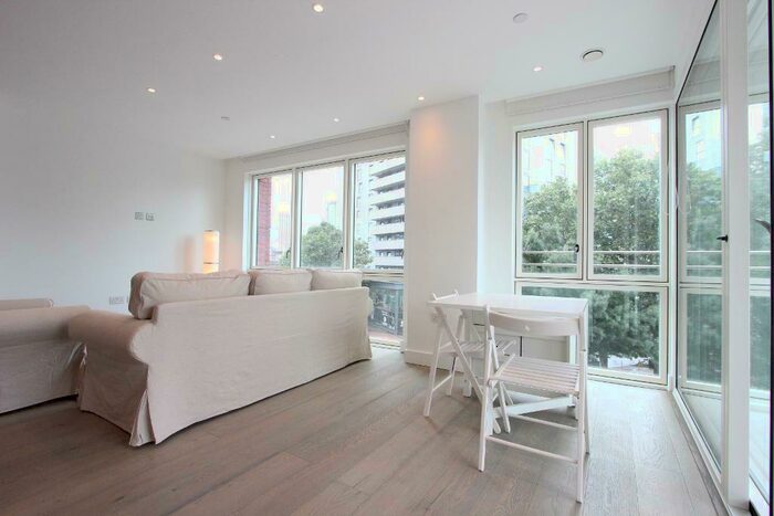 2 Bedroom Flat To Rent In Arniston Way, Blackwall Reach, Poplar, London, E14