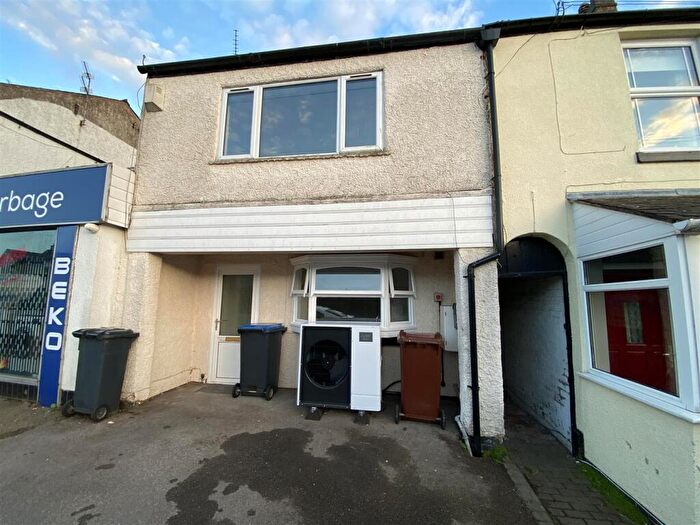 2 Bedroom Maisonette To Rent In Sketchley Road, Burbage, Hinckley, LE10