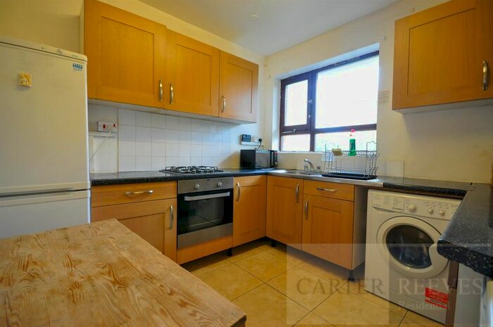4 Bedroom Flat To Rent In Cromer Street, London, WC1H
