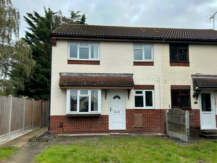 1 Bedroom Terraced House To Rent In Fontwell Park Gardens Hornchurch, RM12