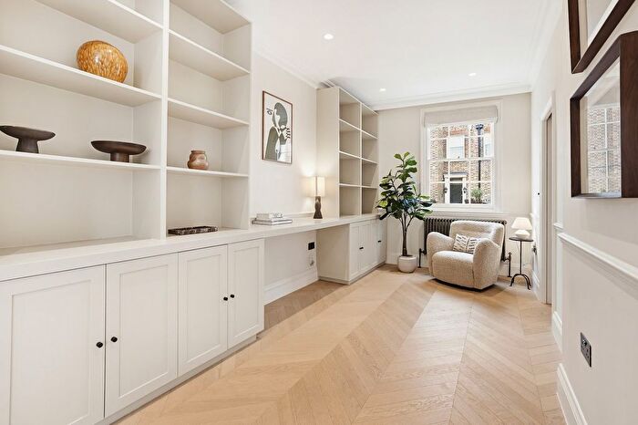 3 Bedroom Terraced House To Rent In Graham Terrace, Knightsbridge, SW1W