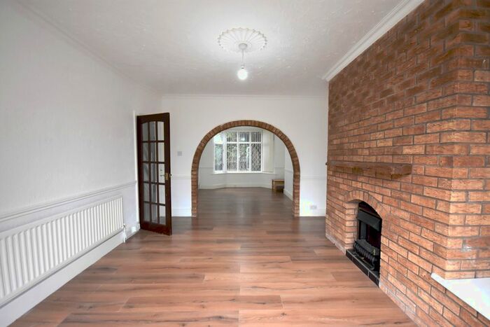 3 Bedroom Semi-Detached House To Rent In Green Lane, Coventry, CV3