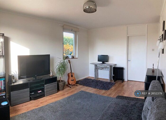 1 Bedroom Flat To Rent In Byron House, Beckenham, BR3