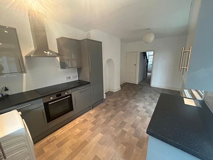 3 Bedroom Terraced House To Rent In Leahurst Road, SE13
