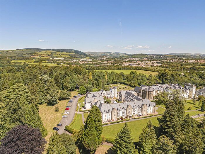 2 Bedroom Flat For Sale In Western Courtyard, Talygarn, Pontyclun, CF72