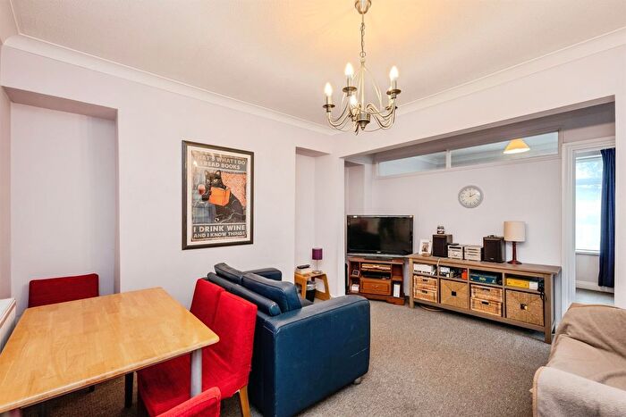 3 Bedroom End Of Terrace House For Sale In Pleasant View Terrace, Swansea, SA1