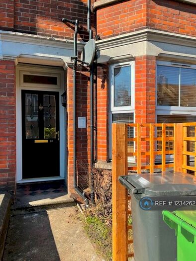 Studio To Rent In Hayle Road, Maidstone, ME15