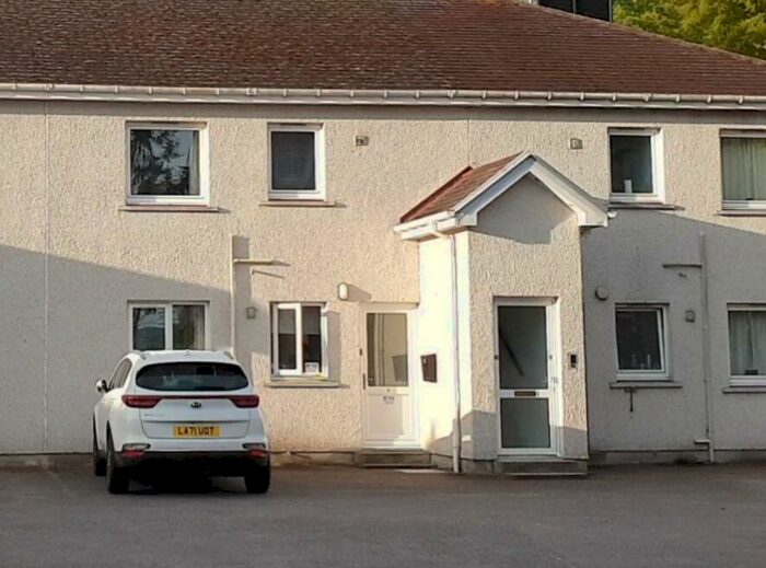 2 Bedroom Apartment For Sale In Millburn Square, Inverness, IV2