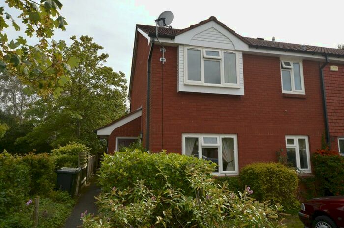 1 Bedroom Semi-Detached House To Rent In Linnet Close, Petersfield, GU31