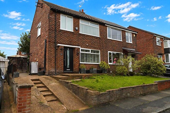 3 Bedroom Semi-Detached House For Sale In Langdale Drive, Bury, BL9