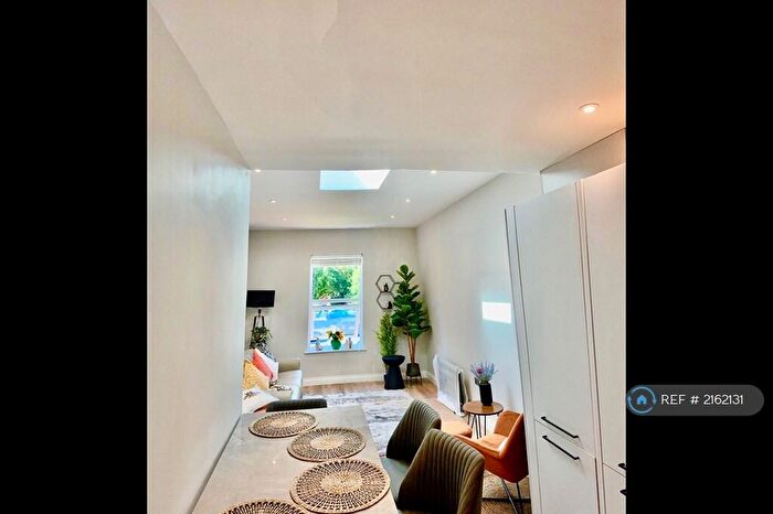 1 Bedroom Flat To Rent In Westby Road, Bournemouth, BH5