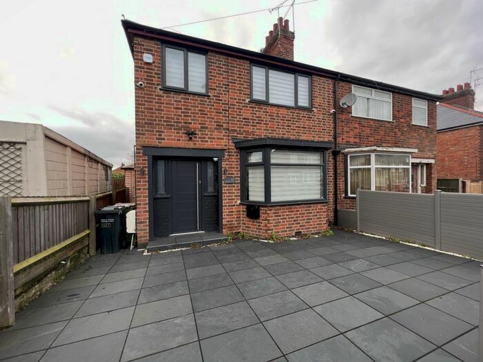 3 Bedroom Semi-Detached House To Rent In Grange Road, Wigston, LE18