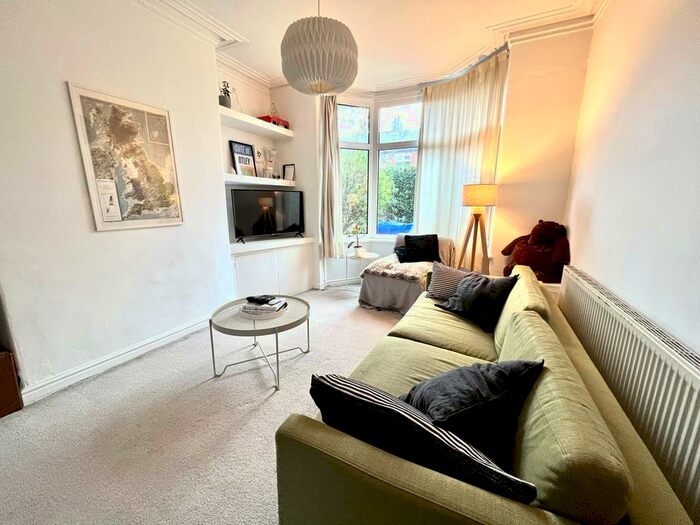 2 Bedroom Terraced House To Rent In Kensington Road, Chorlton, M21