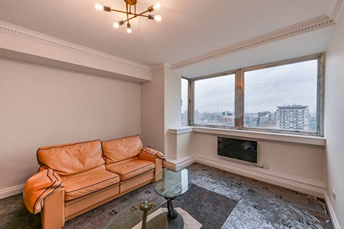 1 Bedroom Flat To Rent In Porchester Place, Hyde Park Estate, London, W2