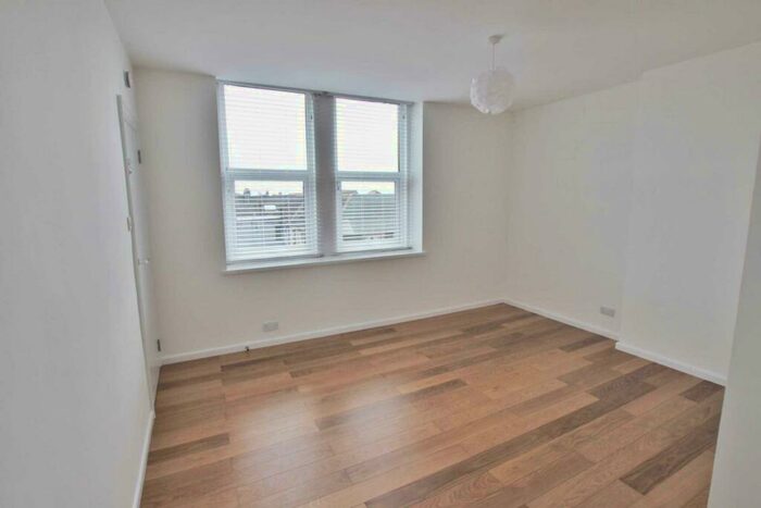 1 Bedroom Apartment To Rent In Walliscote Road, Weston-super-Mare, BS23