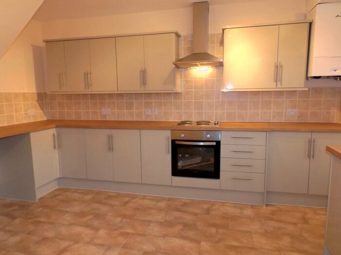 4 Bedroom House To Rent In Queensway, Warton, PR4