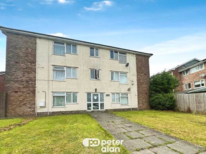 Studio To Rent In Pant-y-Celyn Road, Llandough, Penarth, CF64