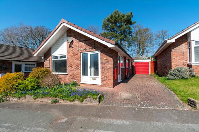 2 Bedroom Bungalow For Sale In Hayhurst Avenue, Middlewich, CW10