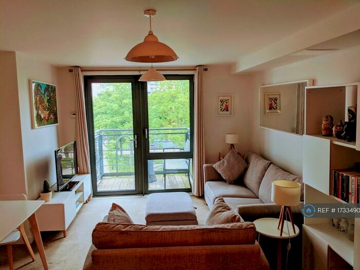 1 Bedroom Flat To Rent In Hollyfield, London, N4