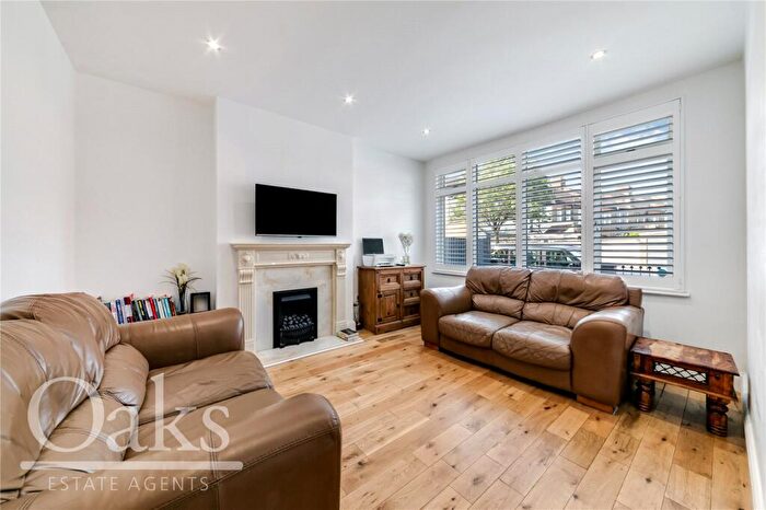 3 Bedroom Terraced House For Sale In Beverstone Road, Thornton Heath, CR7