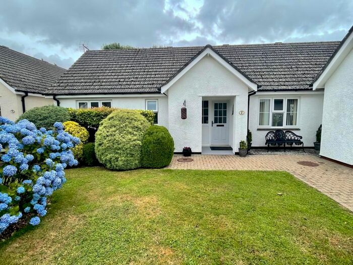 2 Bedroom Bungalow For Sale In Glebe Parc, St. Tudy, Bodmin, PL30