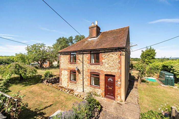 4 Bedroom Detached House For Sale In Broadwater Road, West Malling, ME19