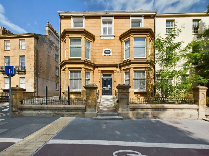1 Bedroom Apartment To Rent In Albion Place, South Parade, Doncaster, South Yorkshire, DN1