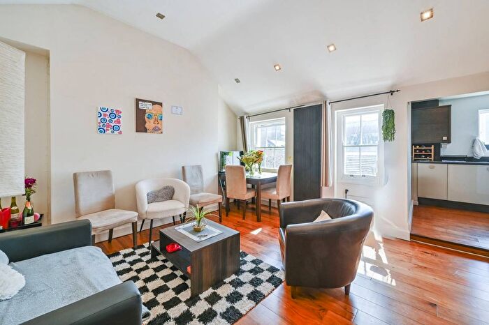 2 Bedroom Flat To Rent In Grafton Way, Fitzrovia, London, W1T