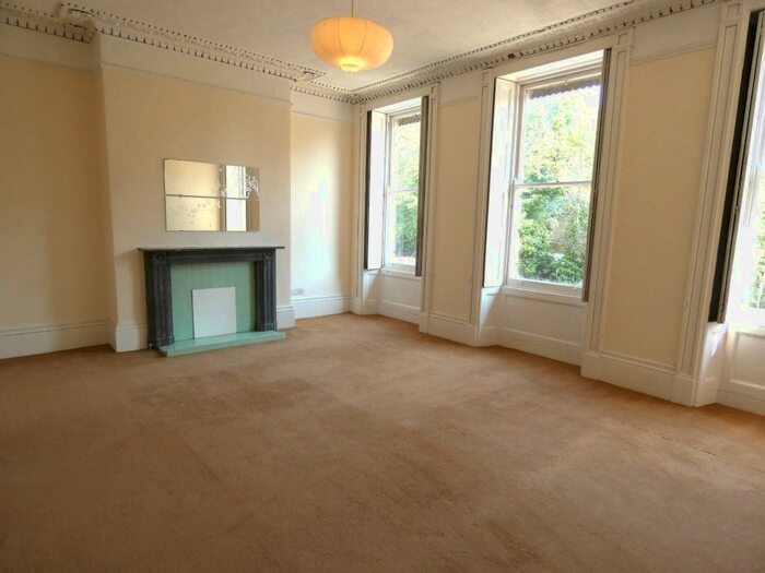 1 Bedroom Flat To Rent In Lansdown Place, Cheltenham, GL50