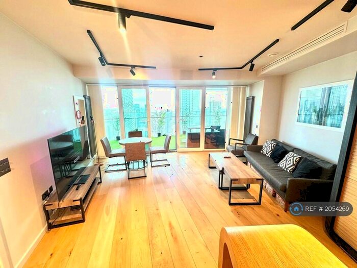 1 Bedroom Flat To Rent In Arena Tower, London, E14