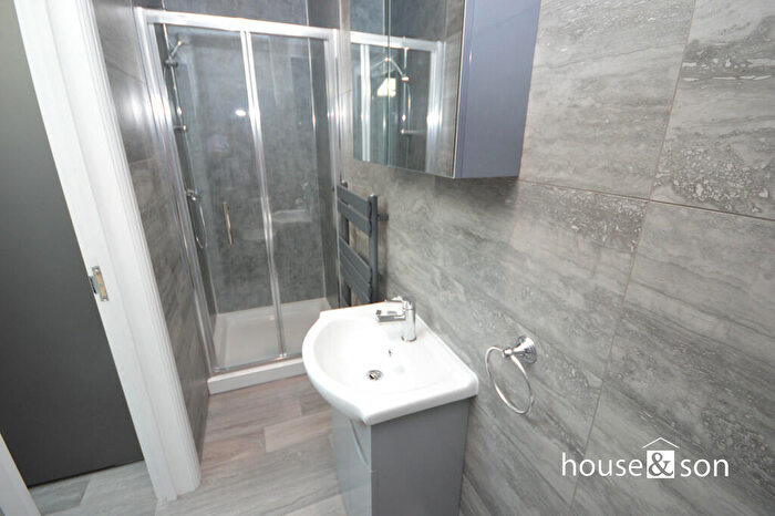 8 Bedroom Detached House To Rent In Ensbury Park Road, Ensbury Park, BH9