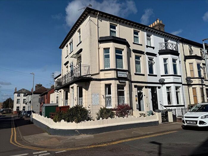 10 Bedroom End Of Terrace House For Sale In Nelson Road South, Great Yarmouth, NR30