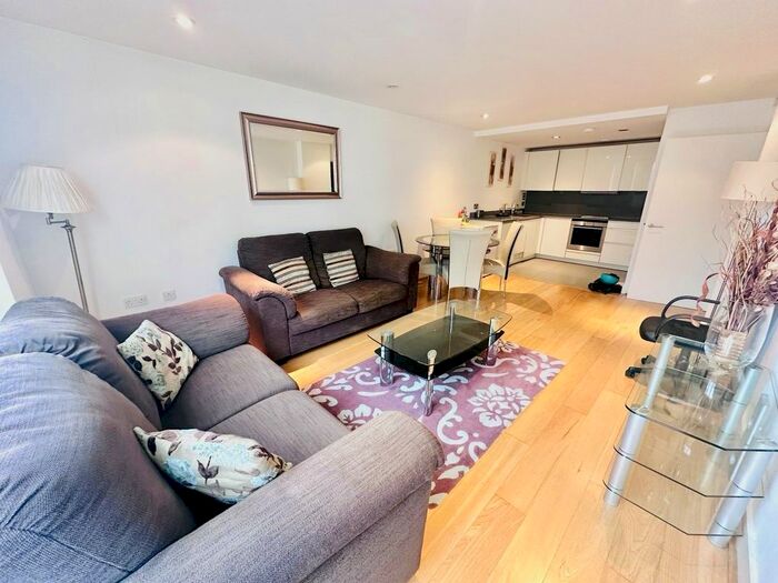 1 Bedroom Flat To Rent In Caspian Wharf, London, E3