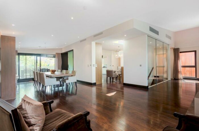 5 Bedroom Duplex To Rent In Oak Lodge, West Heath Road, Hampstead, NW3