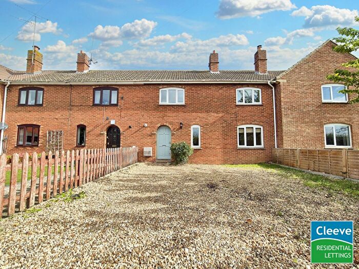 3 Bedroom Semi-Detached House To Rent In Stoke Road, Stoke Orchard, Cheltenham, GL52