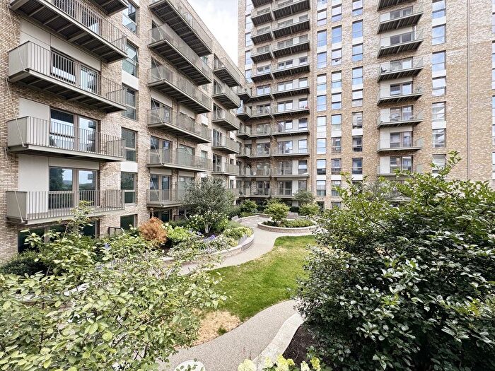 Studio To Rent In Beresford Avenue, Wembley, HA0