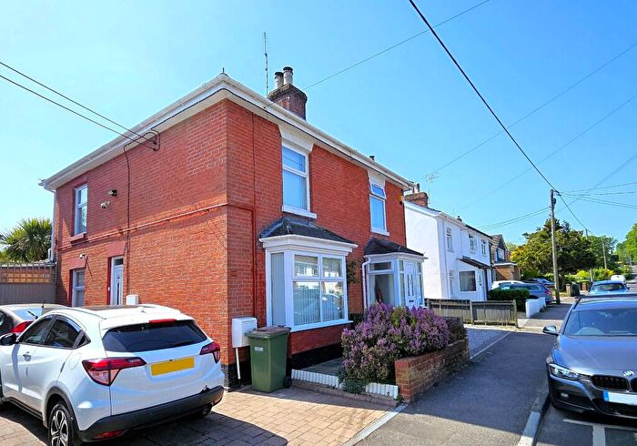 2 Bedroom Semi-Detached House For Sale In West End, Southampton, SO30