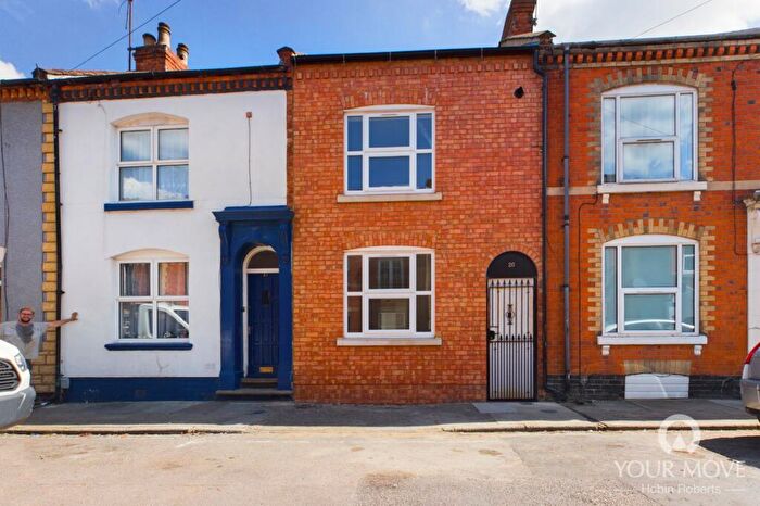 2 Bedroom Flat To Rent In Gray Street, Northampton, NN1