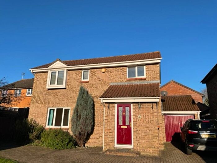 4 Bedroom Property To Rent In Beauchief Close, Lower Earley, RG6