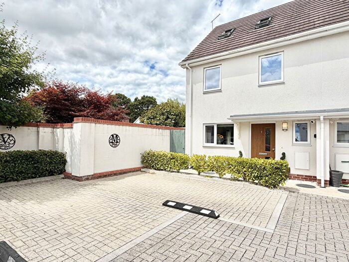 3 Bedroom Semi-Detached House For Sale In Castlemain Gardens, Upton, BH16