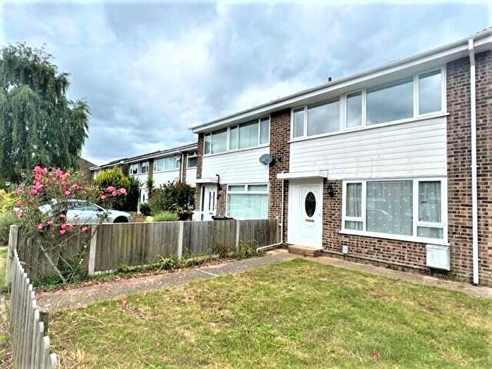 3 Bedroom House To Rent In Wyndham Close, Colchester, CO2