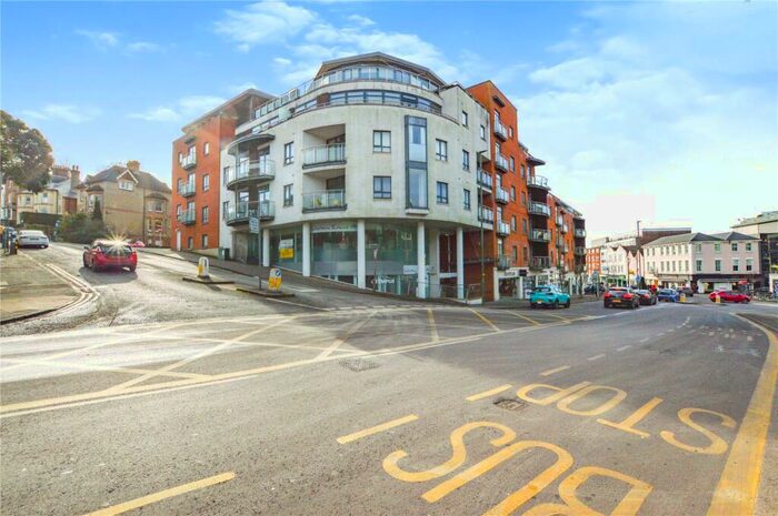 2 Bedroom Apartment To Rent In Trinity Gate, Epsom Road, Guildford, Surrey, GU1